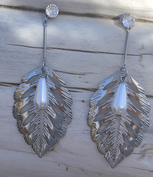 PENDIENTES PLUMA