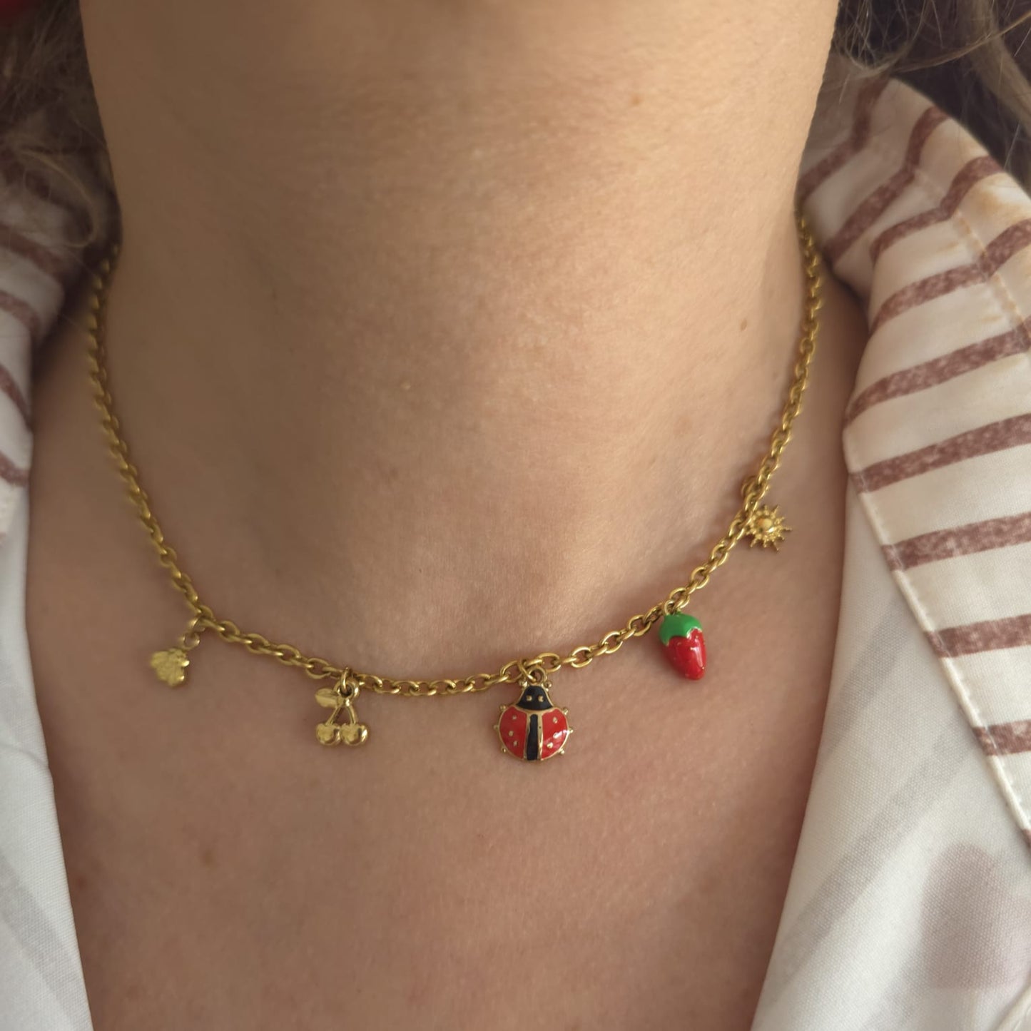 COLLAR LUCY