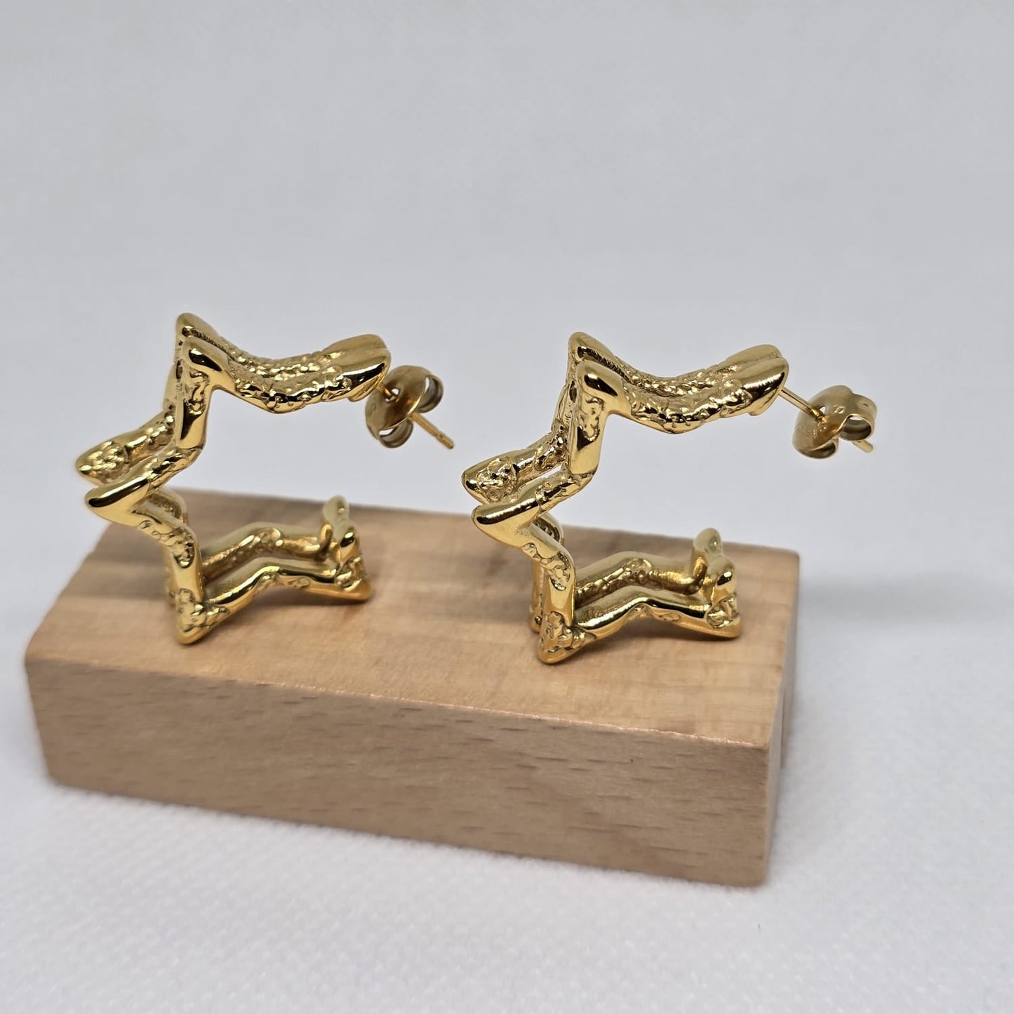 PENDIENTES STAR DORADO