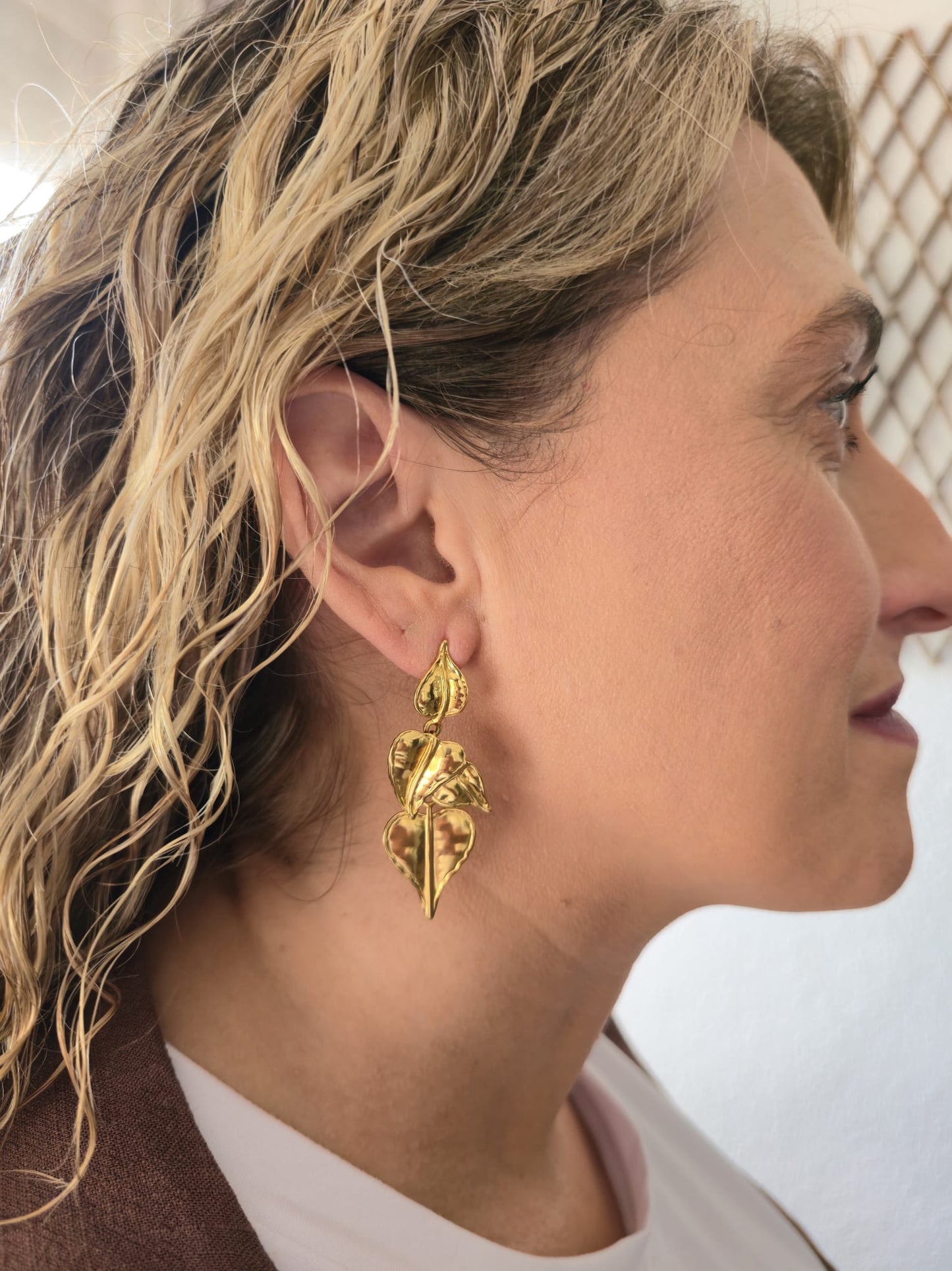 PENDIENTES HOJAS DORADAS
